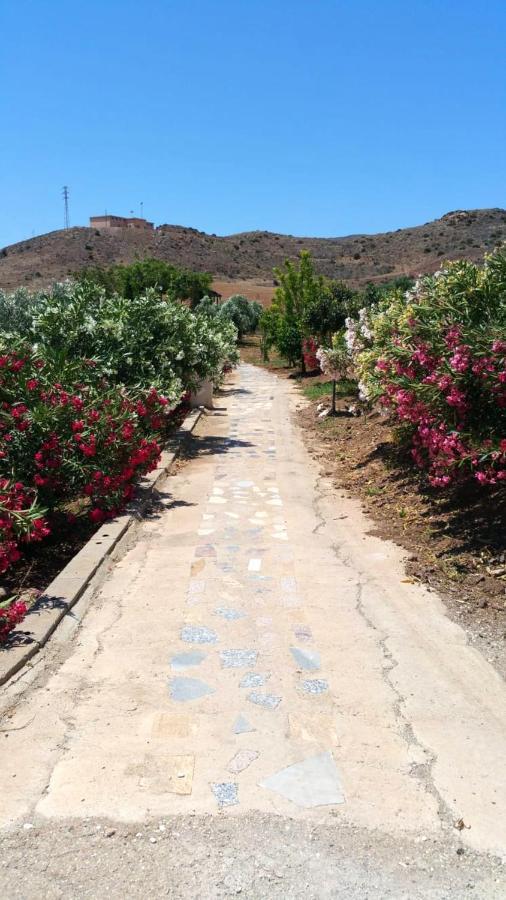 House With One Bedroom In El Pozo De Los Frailes With Wonderful Mountain View Shared Pool Furnished Terrace 3 Km From The Beach Pozo de los Frailes Bagian luar foto